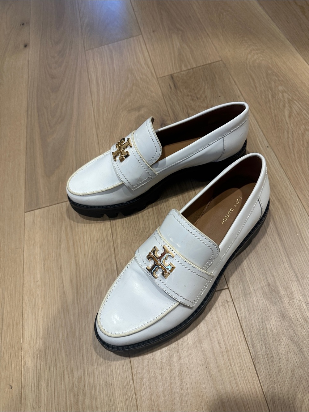 Tory Burch White Leather Loafers with Gold Logo Hardware